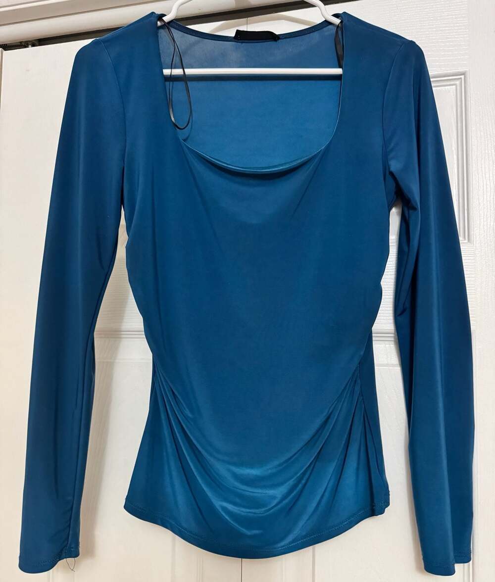 2Saints Long Sleeve Ruched Square Neck Top Set (Blue and Tan)